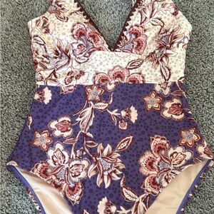 Cupshe Floral One Piece Swimsuit - Purple and Cream